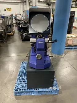 MITUTOYO  PH-R14 OPTICAL COMPARATOR