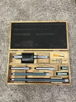 MITUTOYO NO. 337-303 DIGITAL TUBULAR INSIDE MICROMETER (ROD)