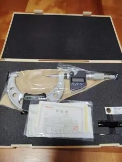 MITUTOYO CUSTOM POINT MICROMETER CPM15-75M JAPAN
