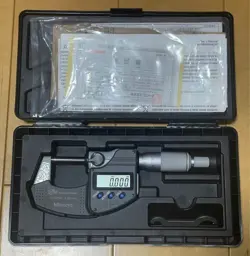 USED MITUTOYO 293-230-30 DIGIMATIC MICROMETER 0-25 MM SPC OUTPUT MDC-25MX