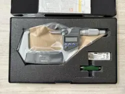 MITUTOYO DIGITAL MICROMETER 2-3 INCH, MODEL 293-342-30, GRADUATION .00005