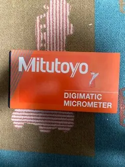 MITUTOYO DIGITAL MICROMETER IP-65 25-50MM 0.001MM JAPAN