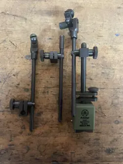 MITUTOYO MINI MAGNETIC STAND NICE CONDITION