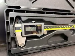 MITUTOYO DIGITAL CALIPER CD-S20CT 500-455 SOLAR CELL JAPAN