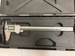 MITUTOYO 500-753-10 DIGITAL CALIPER 8