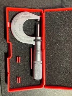 MICROMETER SET MITUTOYO AND STARRETT