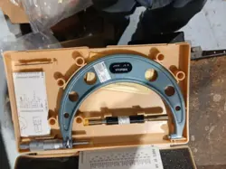 MITUTOYO 5-6 OUTSIDE MICROMETER
