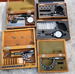 LOT OF MITUTOYO  DIAL BORE GAGE & PARTS