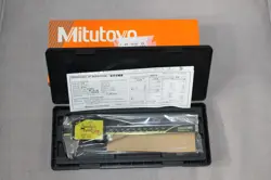 MITUTOYO  METRIC DIGITAL CALIPER MODEL # CD-6