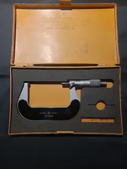 MITUTOYO MICROMETER 102-453