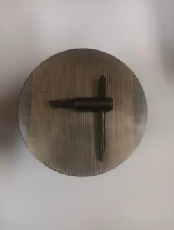 MAGNETIC CHUCK