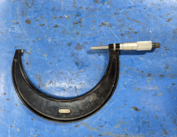 USED STARRETT 436 OUTSIDE MICROMETER 5-6