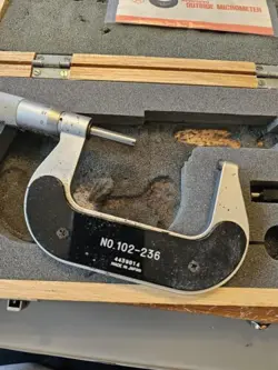 MITUTOYO DIGITALER MIKROMETER