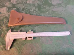 UNIQUE VINTAGE MITUTOYO VERNIER CALIPER MACHINIST TOOL W/CASE