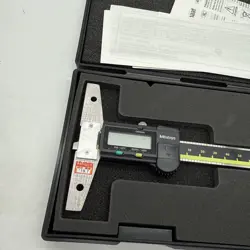 MITUTOYO DIGIMATIC DEPTH GAUGE 571-202-30 VDS-20AX