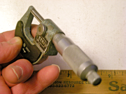 MECHANICAL DIGITAL MICROMETER