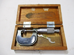 MITUTOYO NO. 123-125A 0-1 INCH DISC-FLANGE MICROMETER, ORIGINAL CASE,  JAPAN
