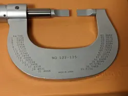 MITUTOYO 0-1 INCH BLADE MICROMETER NO 122-125 W/ CASE - LOT2A