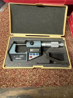 MITUTOYO 293-761 DIGITAL MICROMETER 0 - 1”