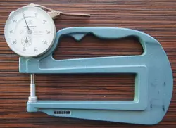 MITUTOYO 7321 DEEP THROGHT FLAT ANVIL DIAL THICKNESS GAUGE 0-10MM
