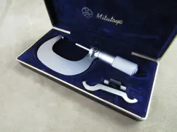 EXCELLENT! MITUTOYO NO.101-116 M225-50 OUTSIDE METRIC MICROMETER 25-50MM 0.001MM