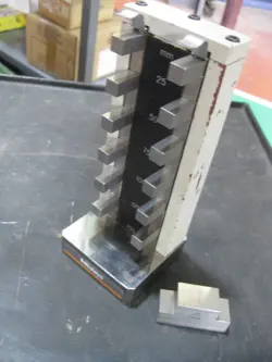 MITUTOYO 515-570 DEPTH-MICRO CHECKER 0-150MM RANGE