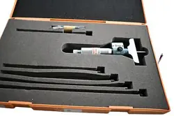 MITUTOYO 229-128 DIGIT DEPTH MICROMETER 0-6 W/ 5 RODS