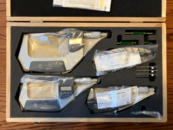 MITUTOYO 293-961 4PC COOLANT PROOF LCD MICROMETER SET, 0-4IN, 0.00005IN, SPC