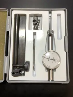 MITUTOYO DIAL TEST INDICATOR MODEL #513-122 WITH CASE