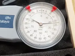 NEW MITUTOYO INSIDE