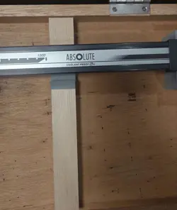 MITUTOYO 552-304-10 CFC-100G ABSOLUTE DIGITAL CALIPER 0-1000MM USED JP AA74