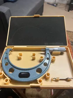MITUTOYO 103-117 OUTSIDE MICROMETER 4-5 IN 0.0001 GRADUATION
