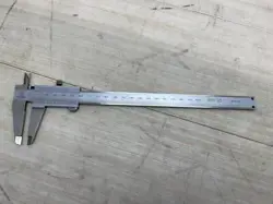 S86683 MITUTOYO MSTANDARD CALIPER 200MM 0.05MM