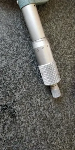 MITUTOYO 103-125 MICROMETER M115 0-25 MM RANGE 0.01MM GRAD