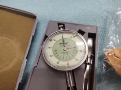 MITUTOYO NO. 2048 DIAL INDICATOR 0.01 - 10 MM NIB