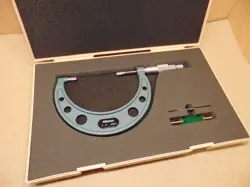 MITUTOYO 3