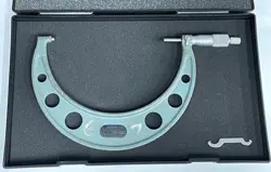 MITUTOYO 103-221A OUTSIDE MICROMETER, 6-7