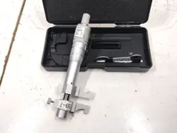MITUTOYO 25-50MM MICROMETER WITH CASE