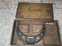MITUTOYO MICROMETER 5-6