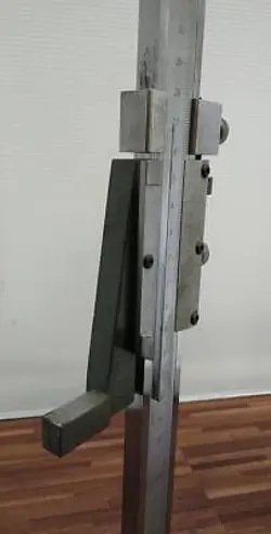 300MM HEIGHT GAUGE