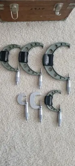 MITUTOYO 103-913B OUTSIDE MICROMETER SET