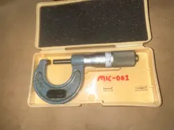 MITUTOYO NO. 103-113 OUTSIDE MICROMETER 0-1