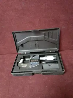 MITUTOYO COOLANT PROOF IP65 DIGITAL MICROMETER 293-348-30