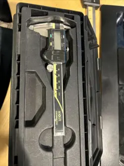 MITUTOYO CD-4