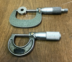 MITUTOYO OUTSIDE MICROMETER SET 0-1