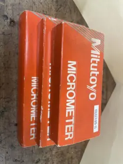 MITUTOYO 3PC METRIC OUTSIDE MICROMETER SET 0MM TO 75MM GOOD CONDITION
