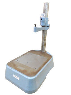MITUTOYO  215-625  COMPARATOR STAND WITH FINE ADJUSTMENT