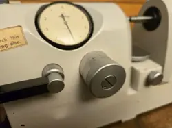 COMPARATOR 0-1