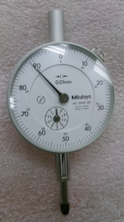MITUTOYO DIAL INDICATOR CODE # 2046-08W 0.01MM-10MM JISB7503 NO. 376119 #755M
