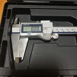 MITUTOYO CD-P20M 500-713-20 COOLANT PROOF DIGITAL SLIDE CALIPER 0-200MM JP USED